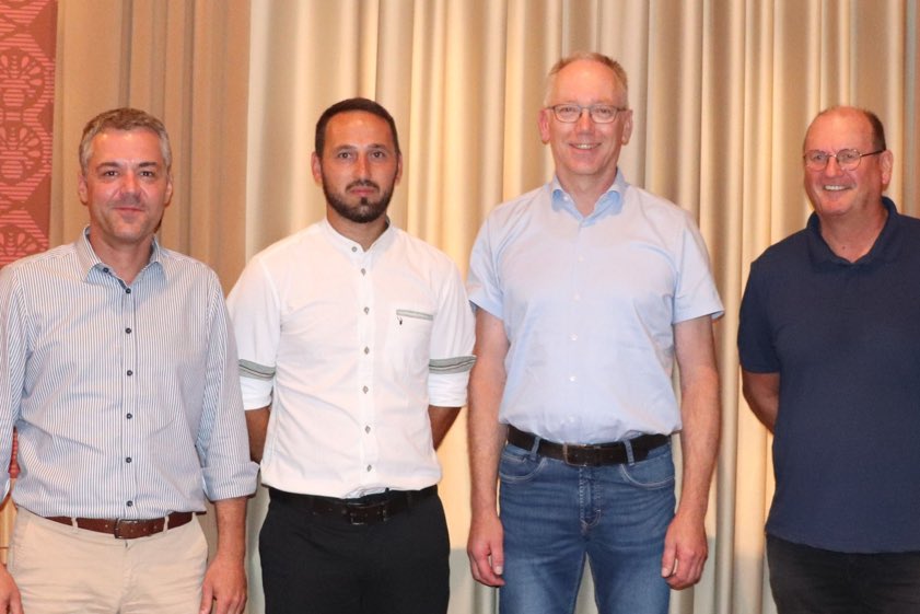 Bürgermeister Herker (von links) gratulierte den gewählten Ortssprechern: Michael Rottenkolber (Affalterbach), Michael Obermaier (Walkersbach) und Gerhard Fuchs (Tegernbach). Fotos: Stadt Pfaffenhofen